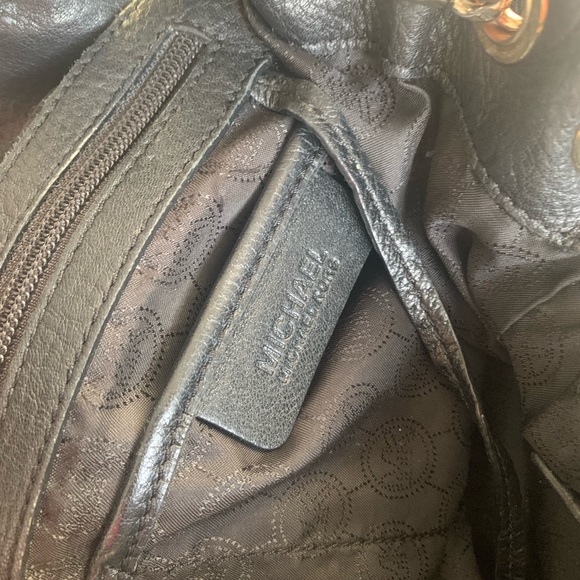 Michael Kors Purse - Picture 3 of 4